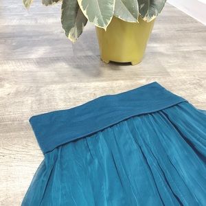 💥3/$25 - Max & Mia Fold-over Maxi Skirt